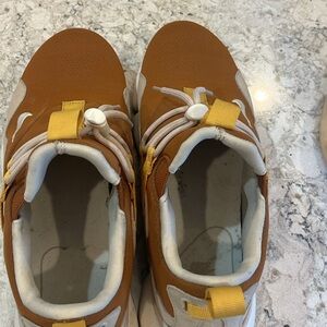 Mens Nike Pocketknife Brown and White Sneakers